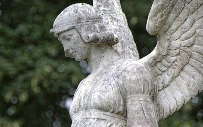 Ostatnie pożegnanie – czym jest usługa kremacji